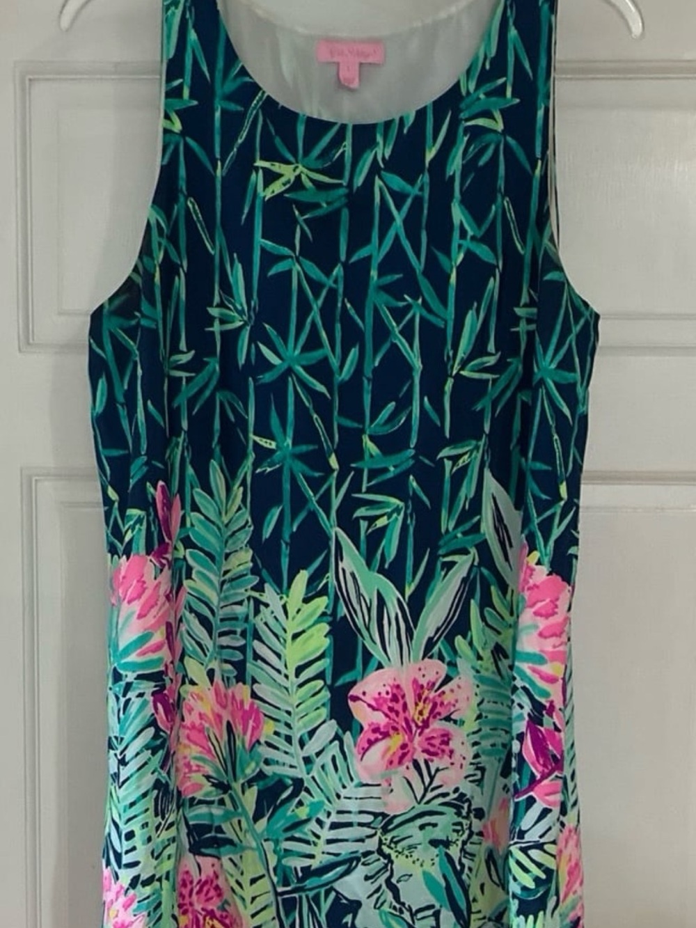 Lilly Pulitzer women’s green bamboo floral knee length dress. Sz. L